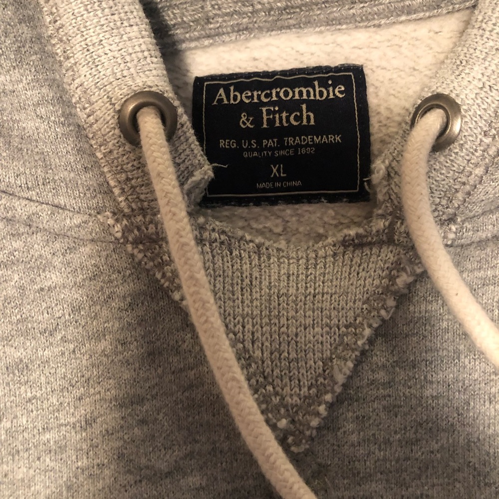 Sweatshirt - Picture 3 of 3